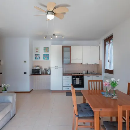 Appartement View House - Pescate