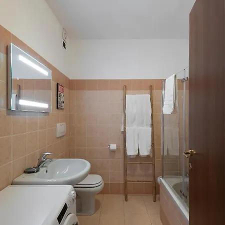 View House - * Pescate