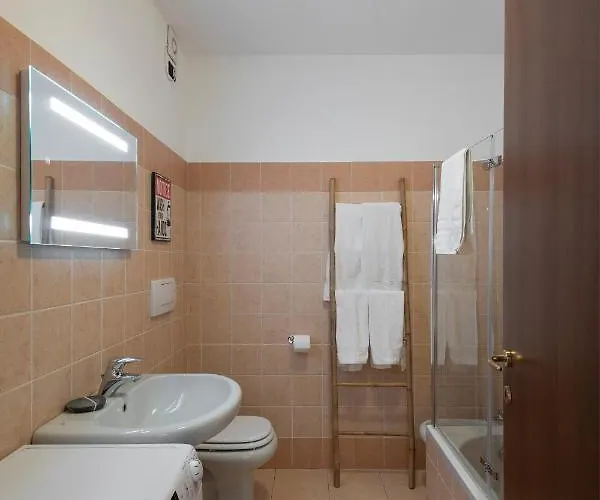 View House - * Pescate